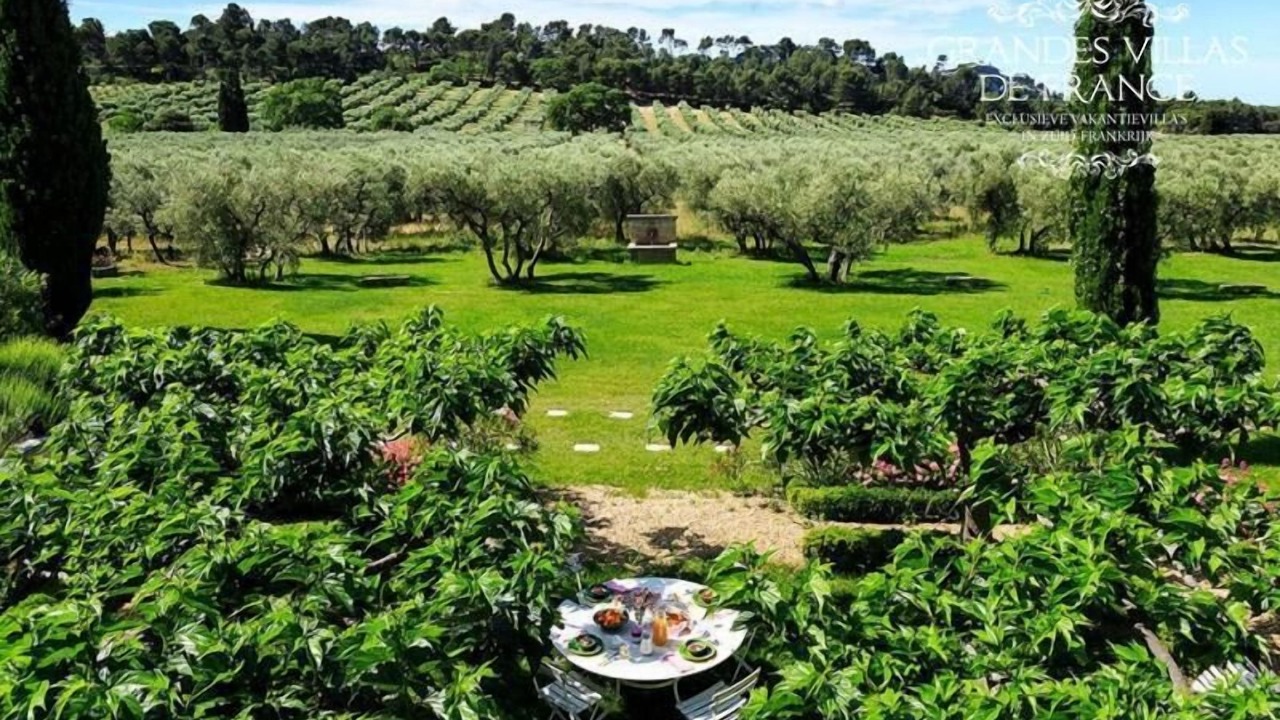 Photo of Outdoor in Mouries
