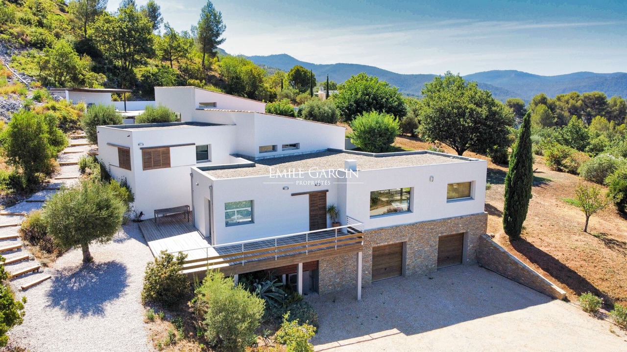 Photo of Outdoor in Gemenos