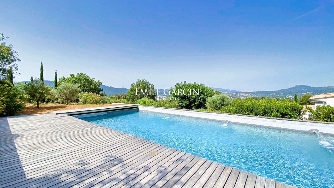Photo of Outdoor in Gemenos