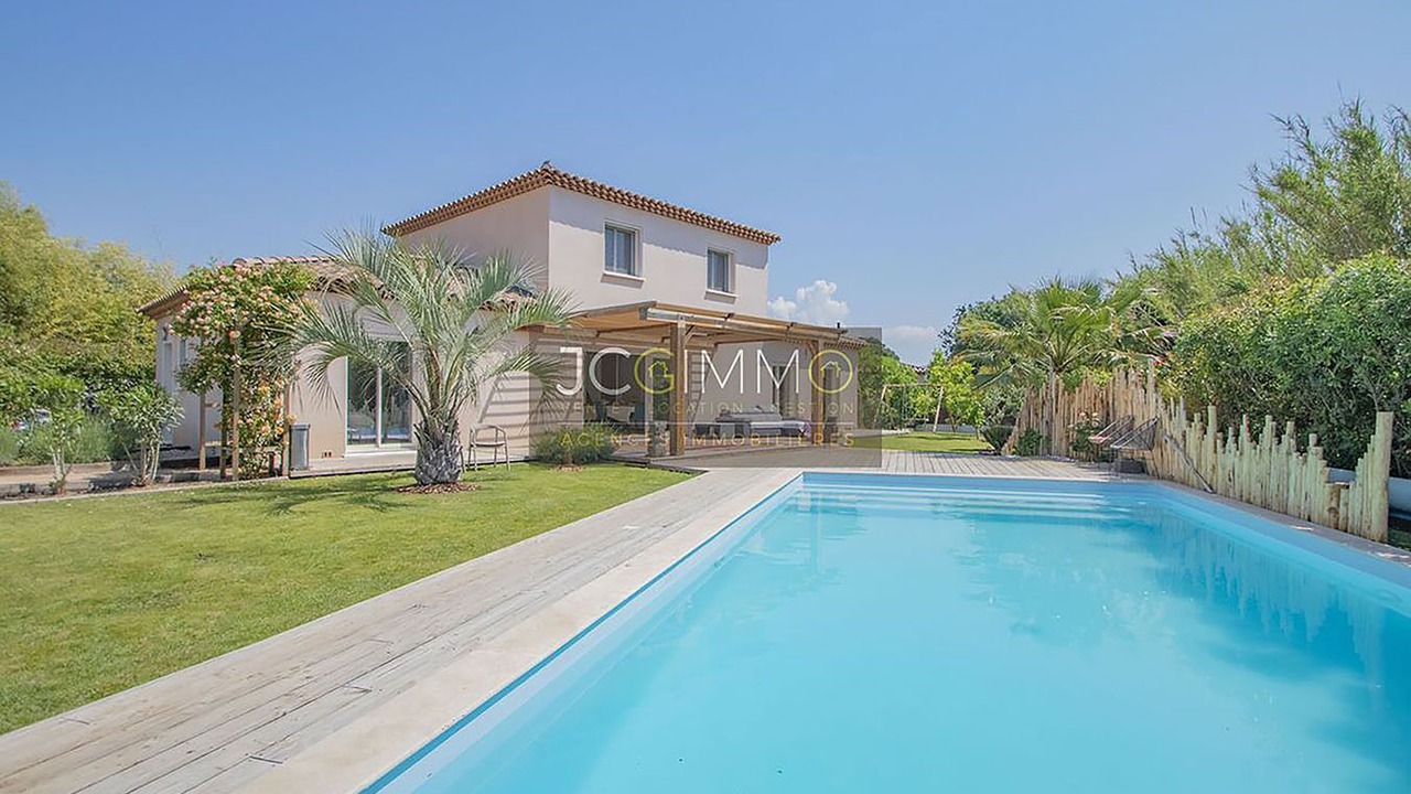 Photo of Outdoor in La Crau