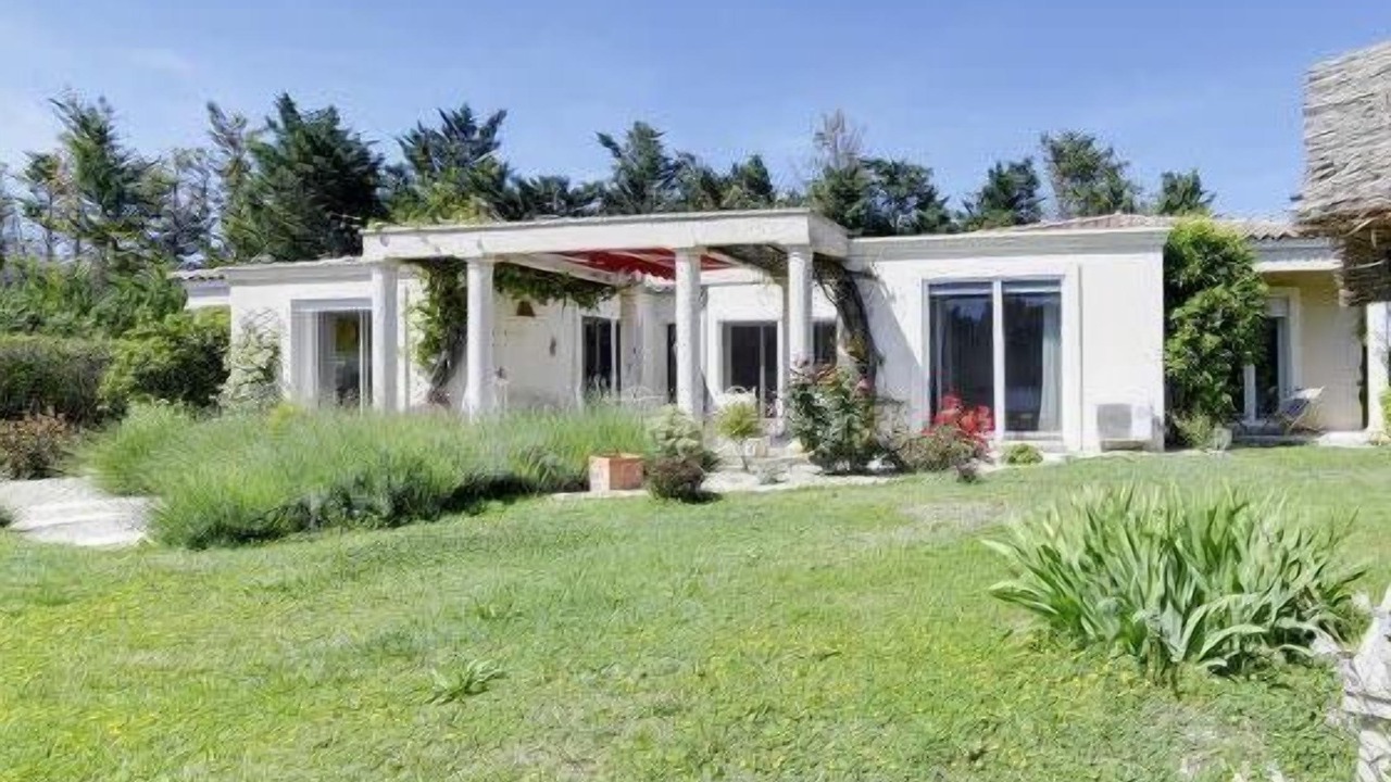Photo of Outdoor in Tarascon