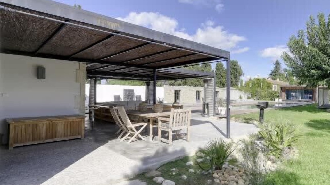 Photo of Outdoor in Maillane