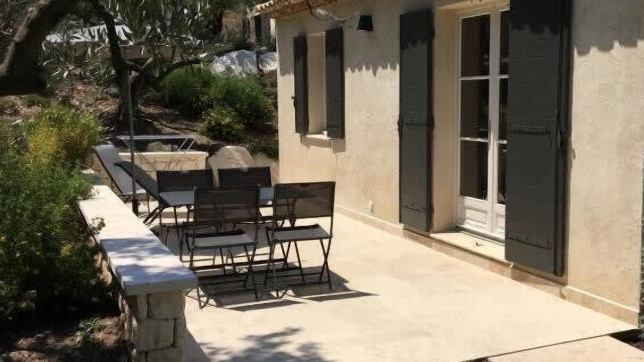 Photo of Outdoor in Eyragues