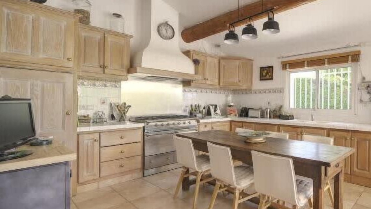 Photo of Kitchen in Mouries