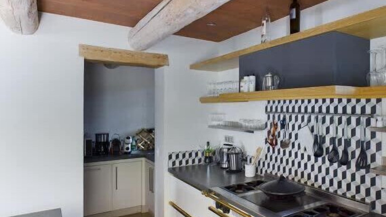 Photo of Kitchen in Maussane