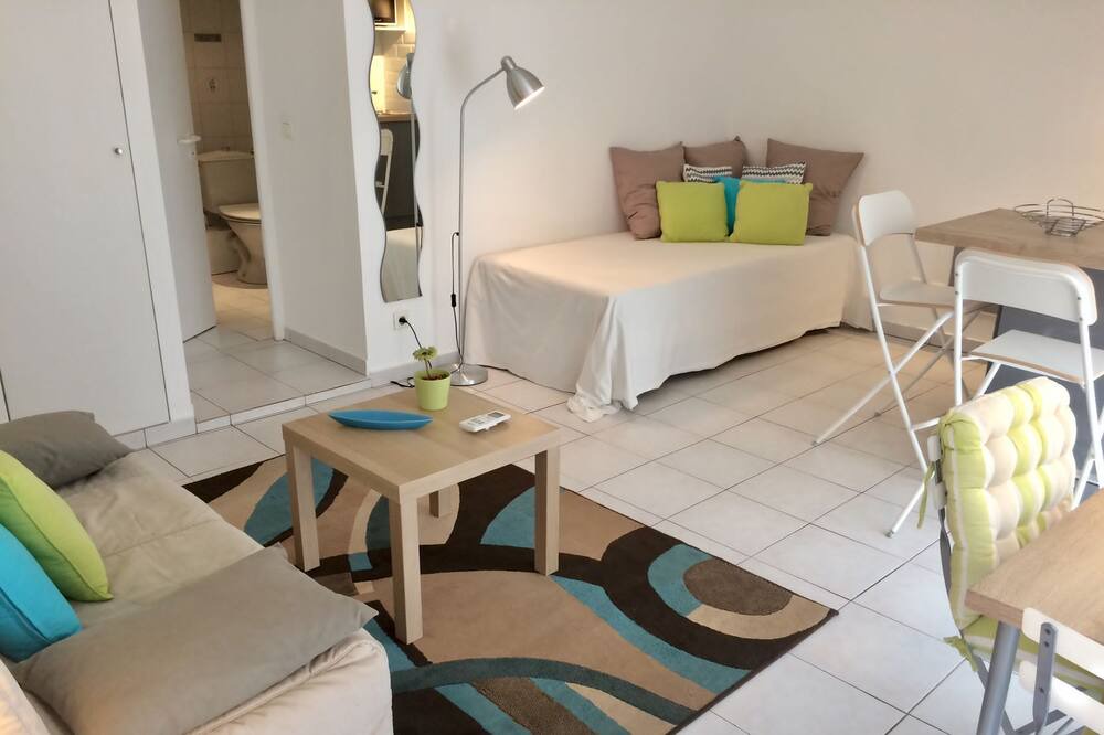 Photo of Bedroom in Roucas-Blanc