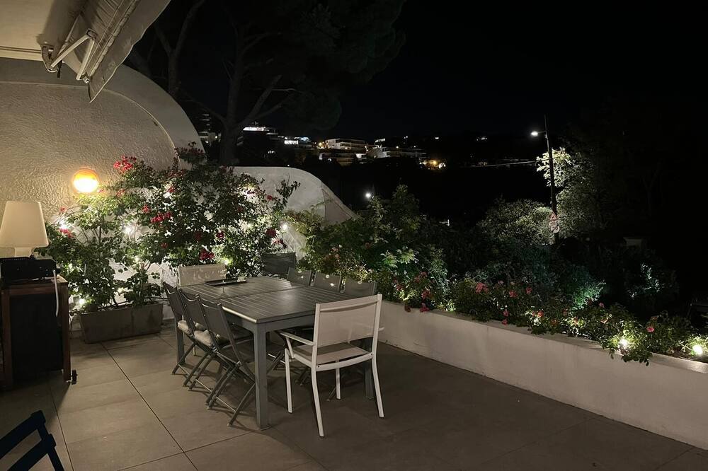 Photo of Outdoor in Roucas-Blanc