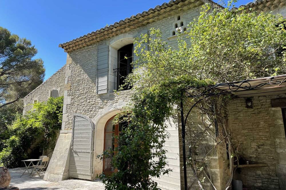 Photo of Outdoor in Lambesc