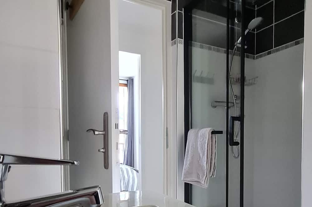 Photo of Bathroom in Seyne