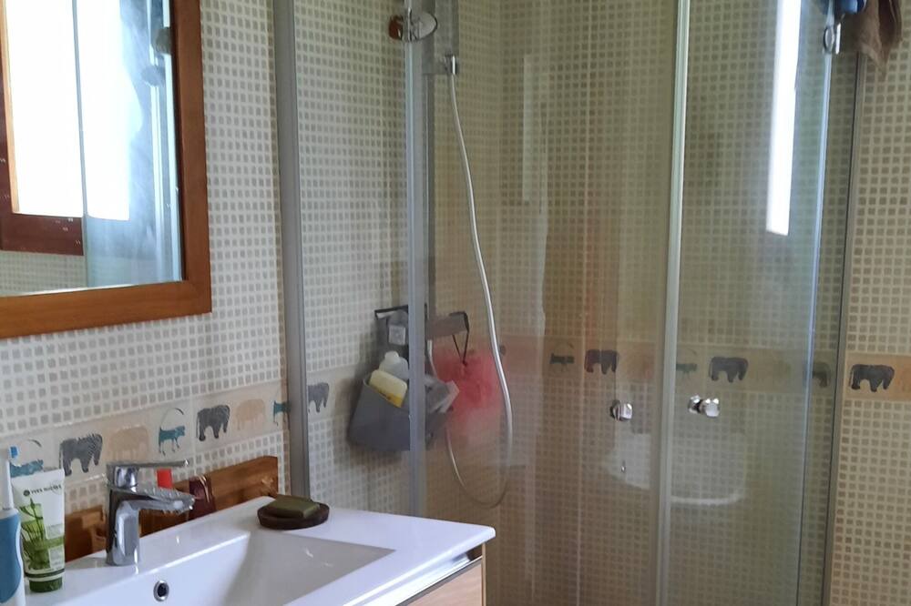 Photo of Bathroom in Ceyreste