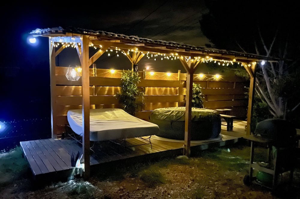 Photo of Outdoor in Tavernes