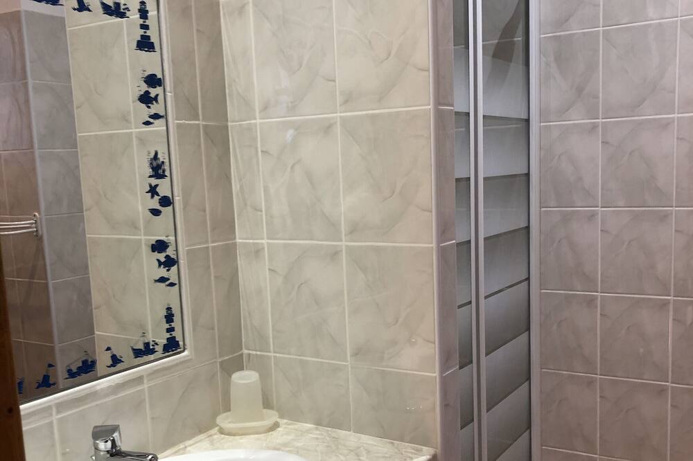Photo of Bathroom in Pierrefeu-du-Var