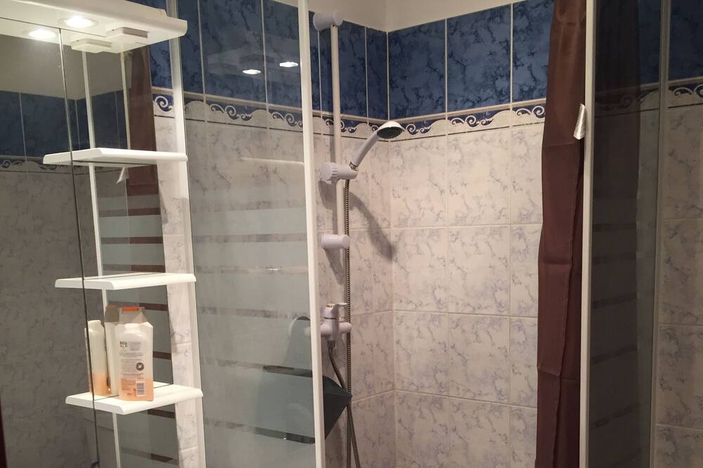 Photo of Bathroom in Pierrefeu-du-Var