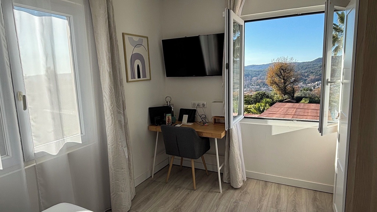 Photo of Bedroom in La Colle-sur-Loup