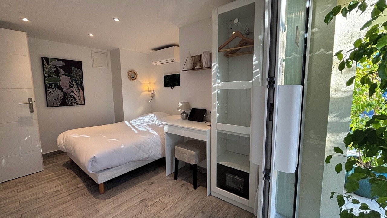 Photo of Bedroom in La Colle-sur-Loup