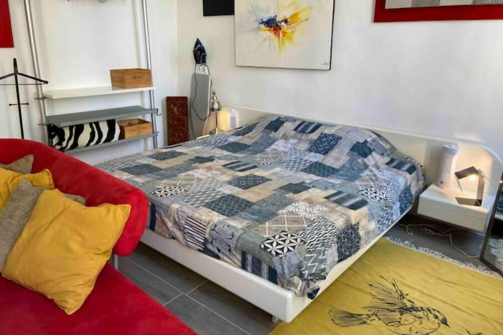 Photo of Bedroom in Le Camas