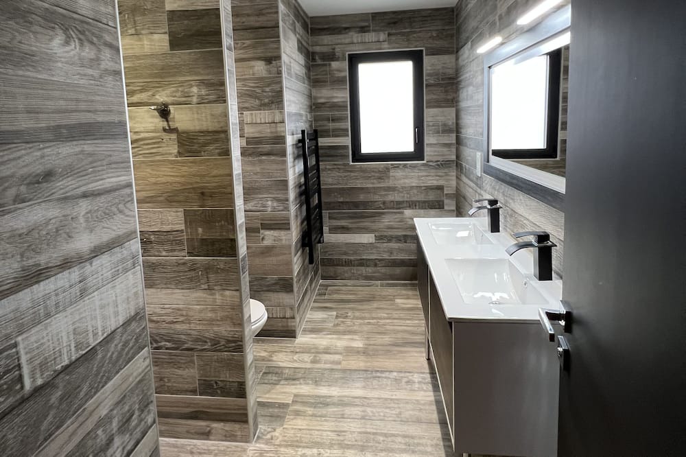 Photo of Bathroom in Istres