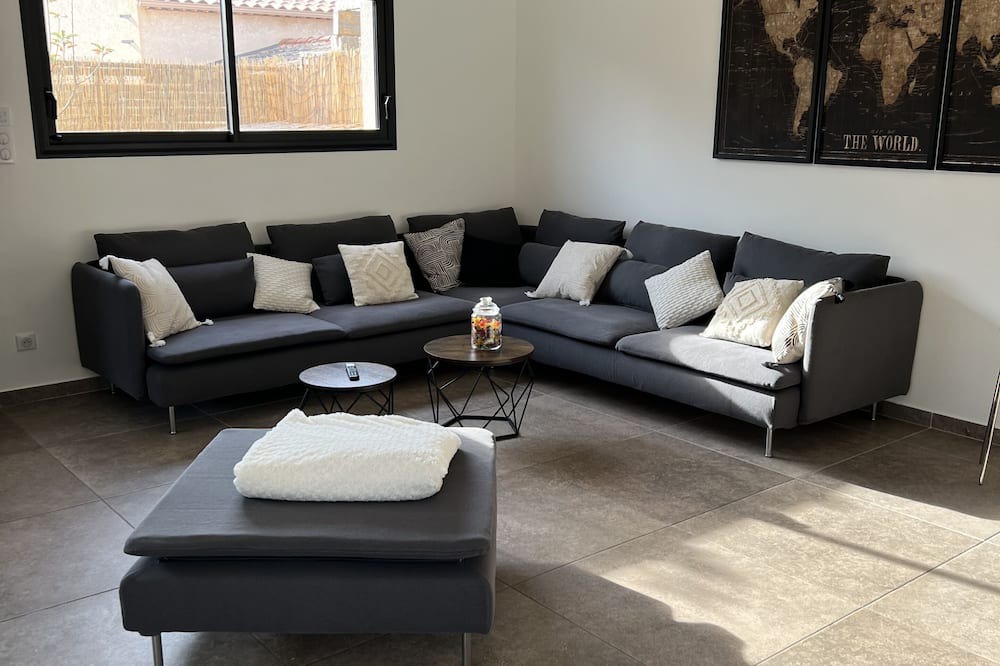 Photo of Livingroom in Istres