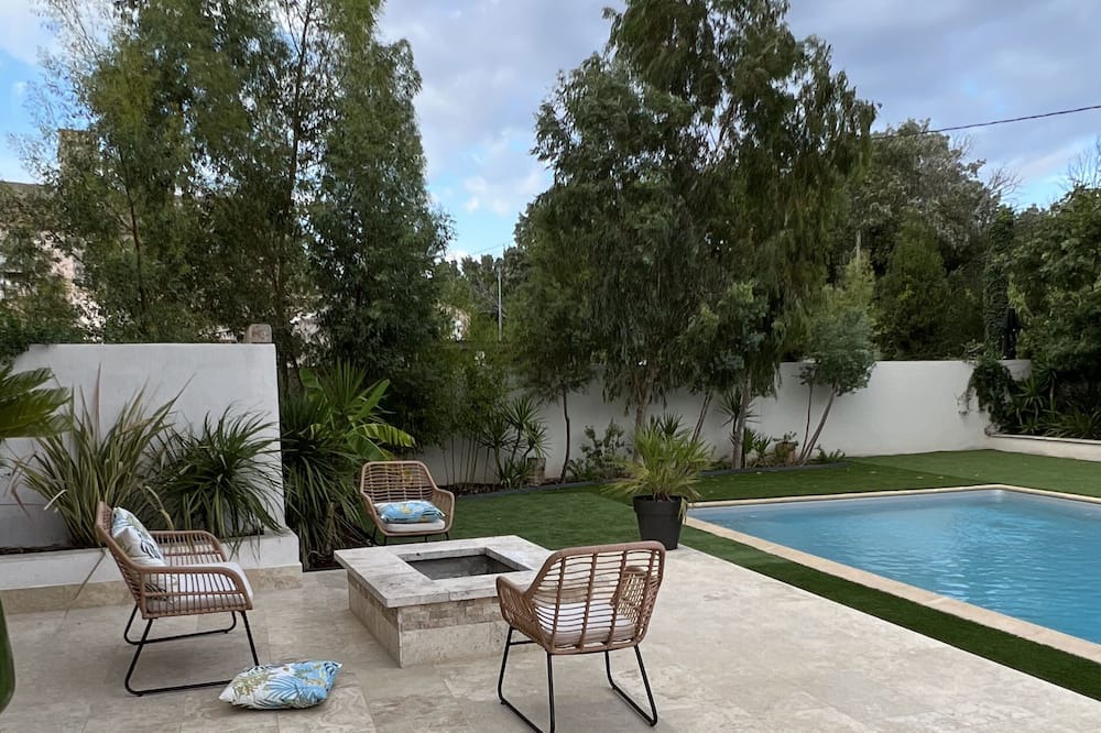 Photo of Outdoor in Istres