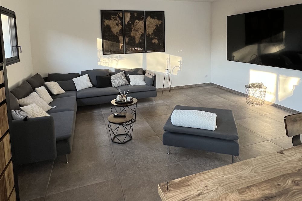 Photo of Livingroom in Istres