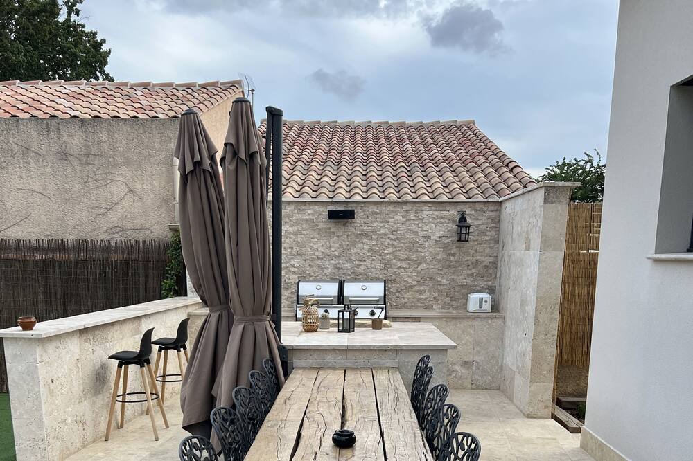 Photo of Outdoor in Istres