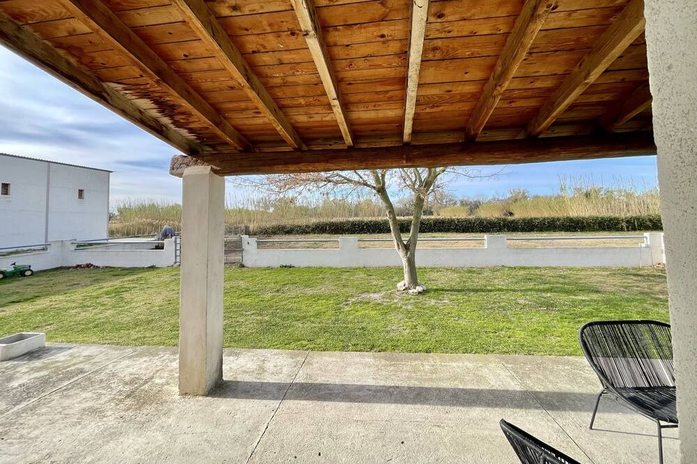Photo of Outdoor in Arles