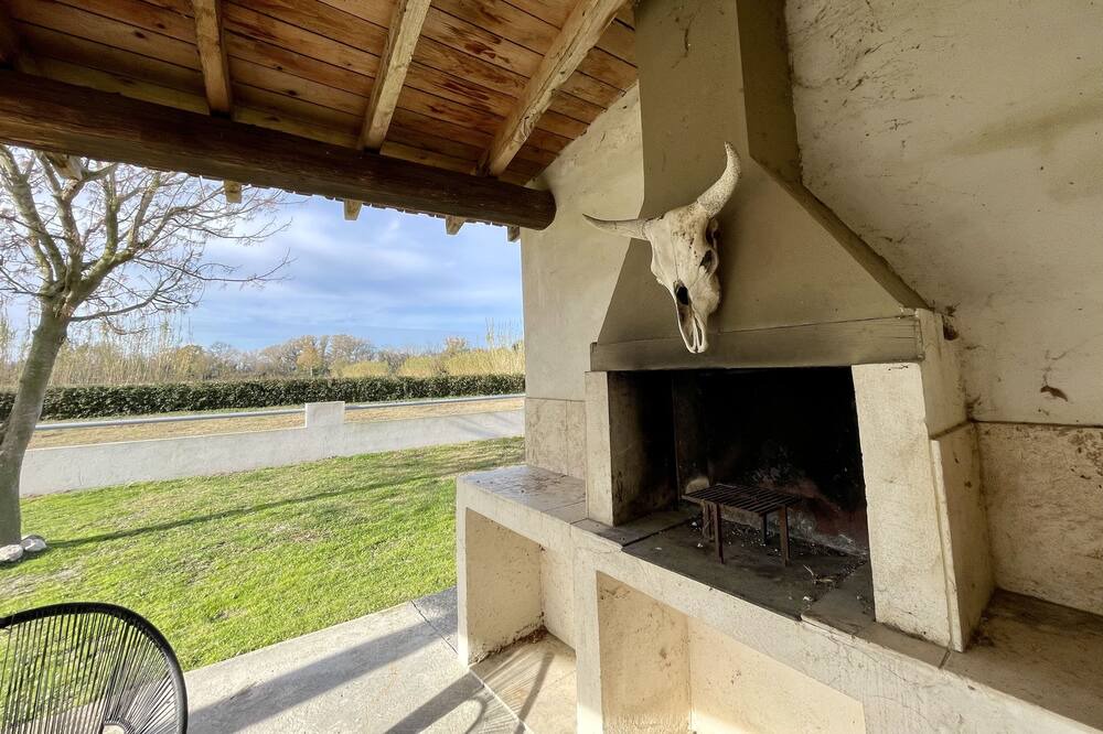 Photo of Outdoor in Arles