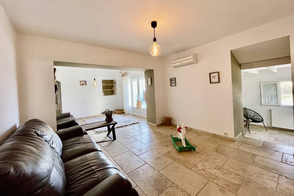 Photo of Livingroom in Arles