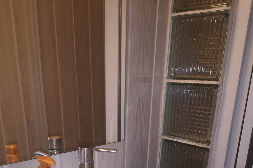 Photo of Bathroom in Route d'Arles
