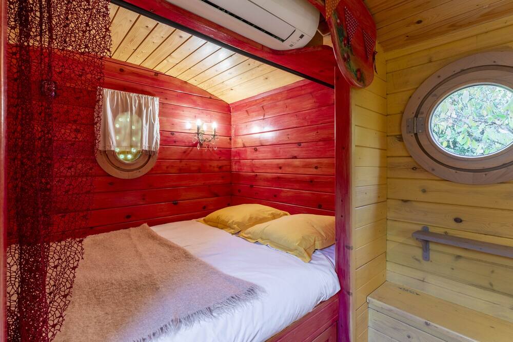 Photo of Bedroom in St.-Remy-de-Provence