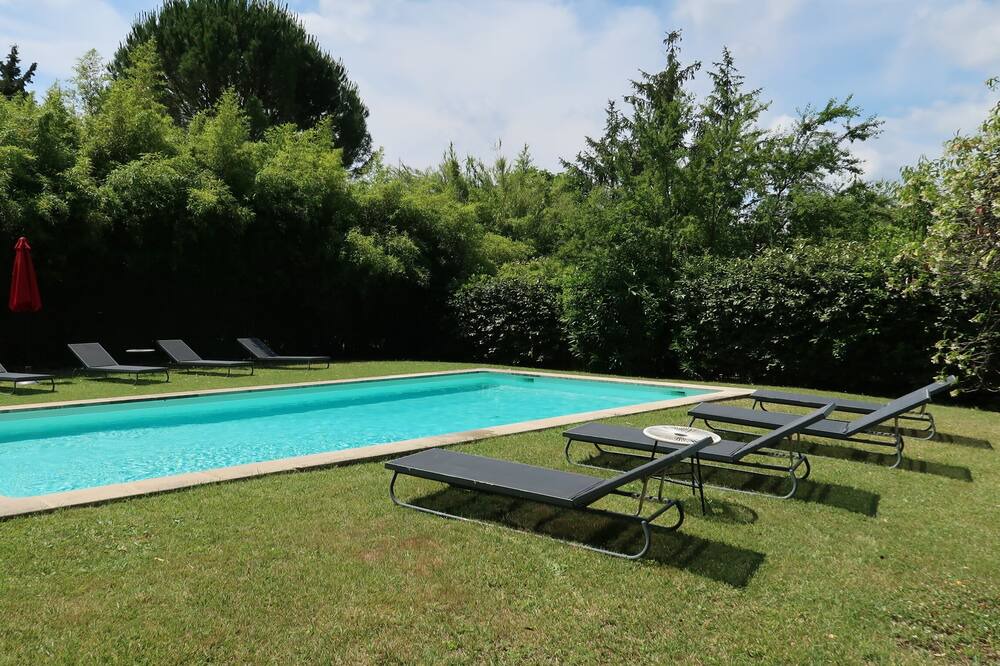 Photo of Outdoor in St.-Remy-de-Provence