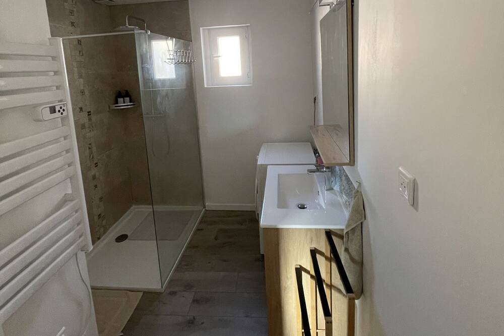 Photo of Bathroom in Le Puyricard