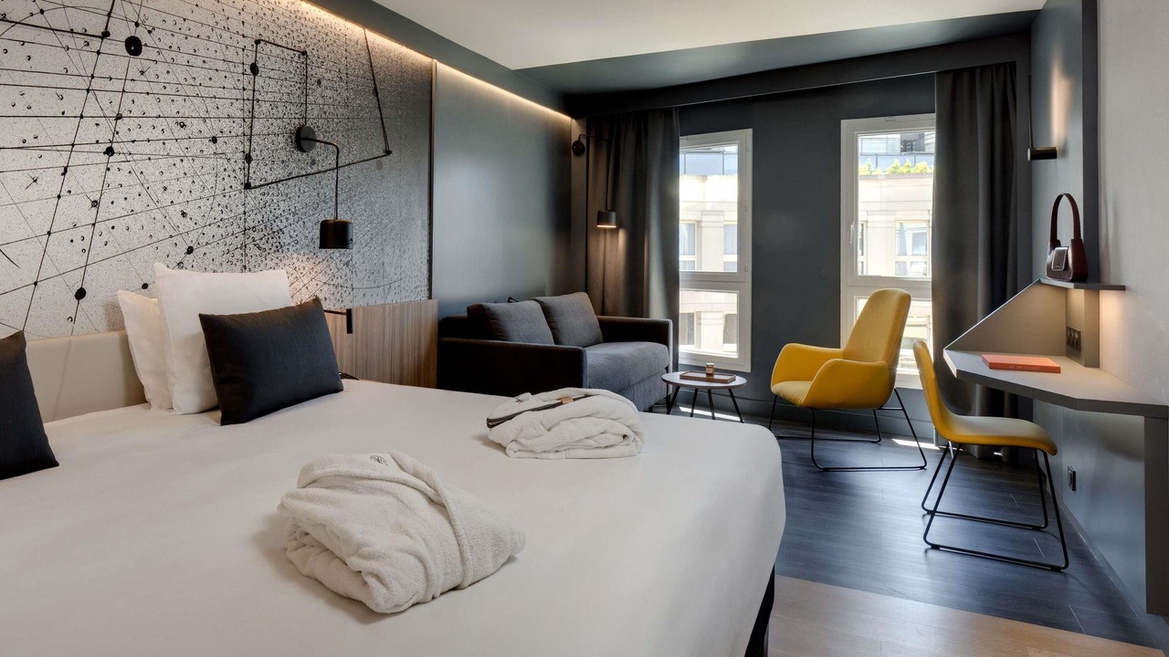 Photo of Bedroom in Antigone