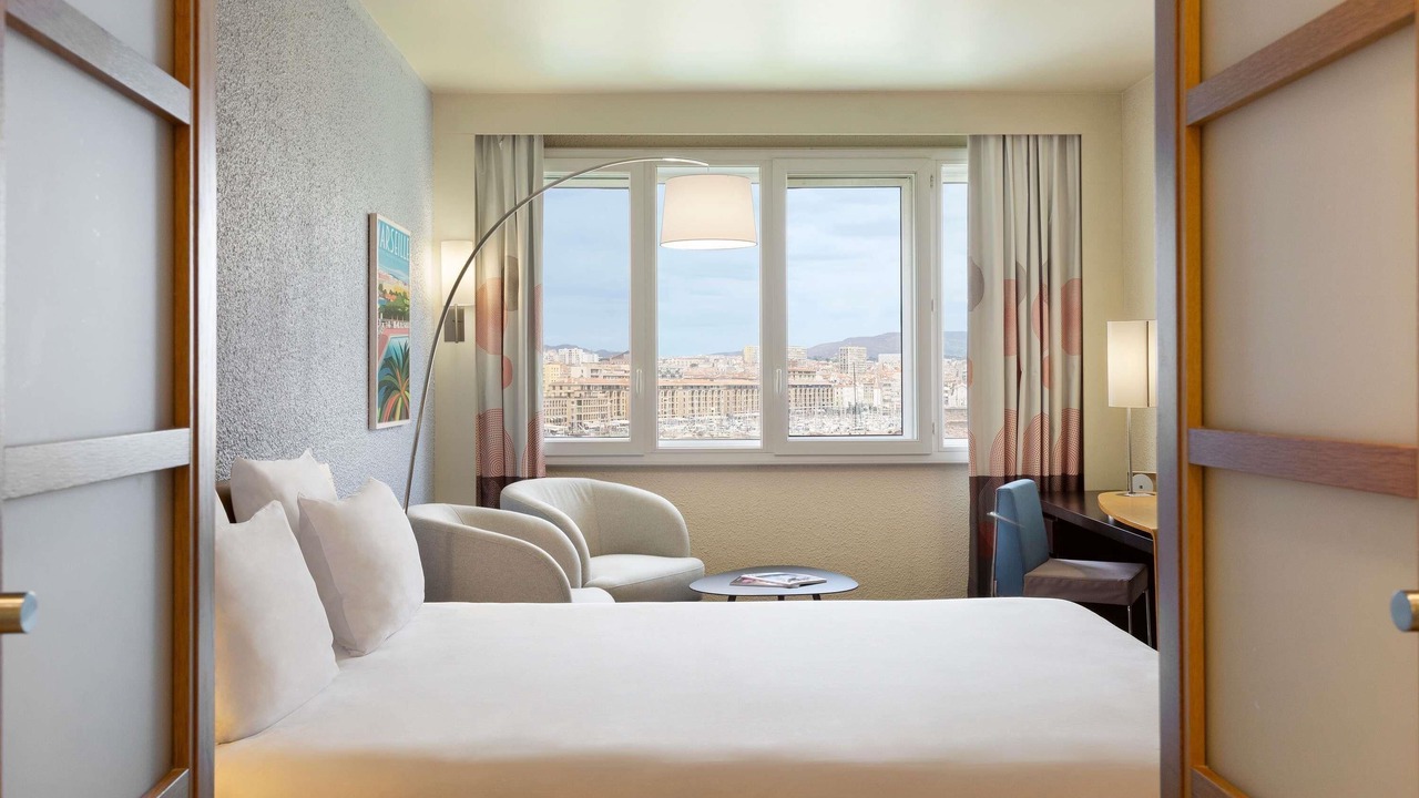 Photo of Bedroom in Le Pharo