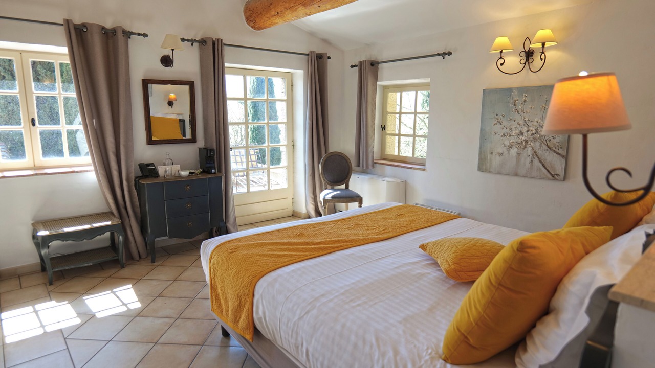 Photo of Bedroom in Salon-de-Provence