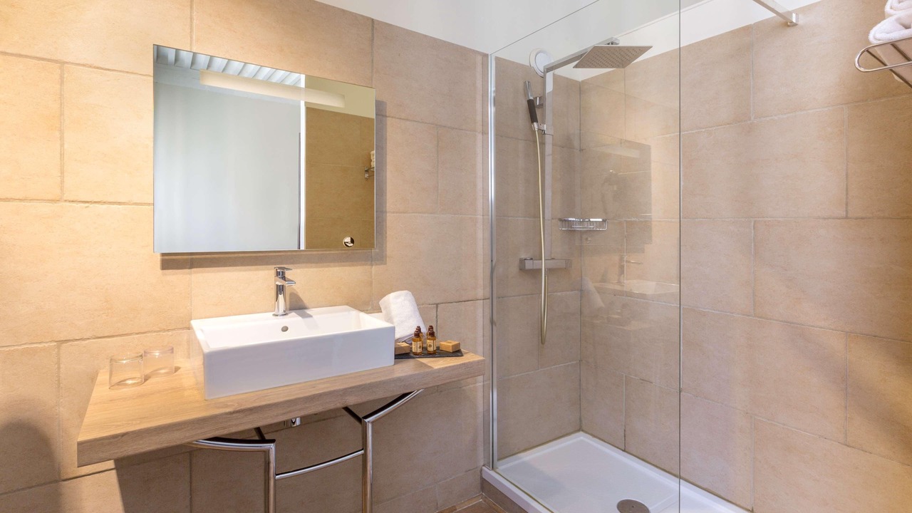 Photo of Bedroom in Nimes City Centre