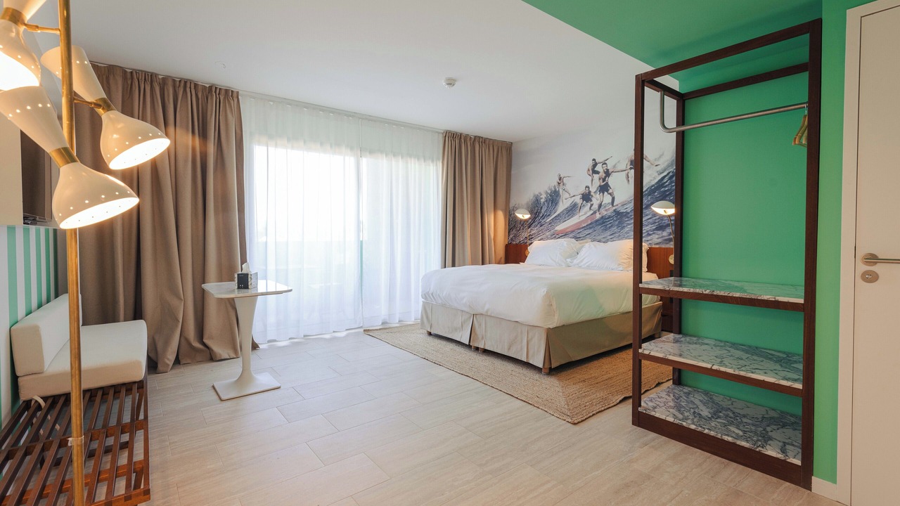 Photo of Bedroom in Mandelieu-La-Napoule