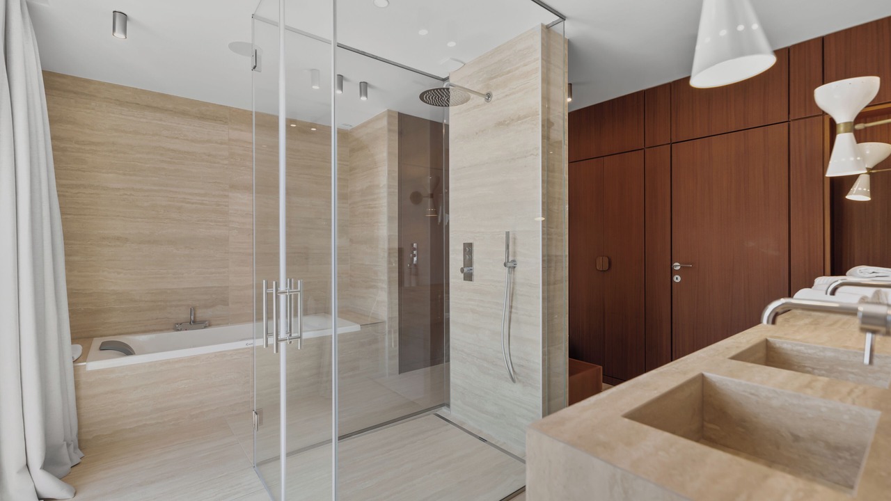Photo of Bathroom in Mandelieu-La-Napoule