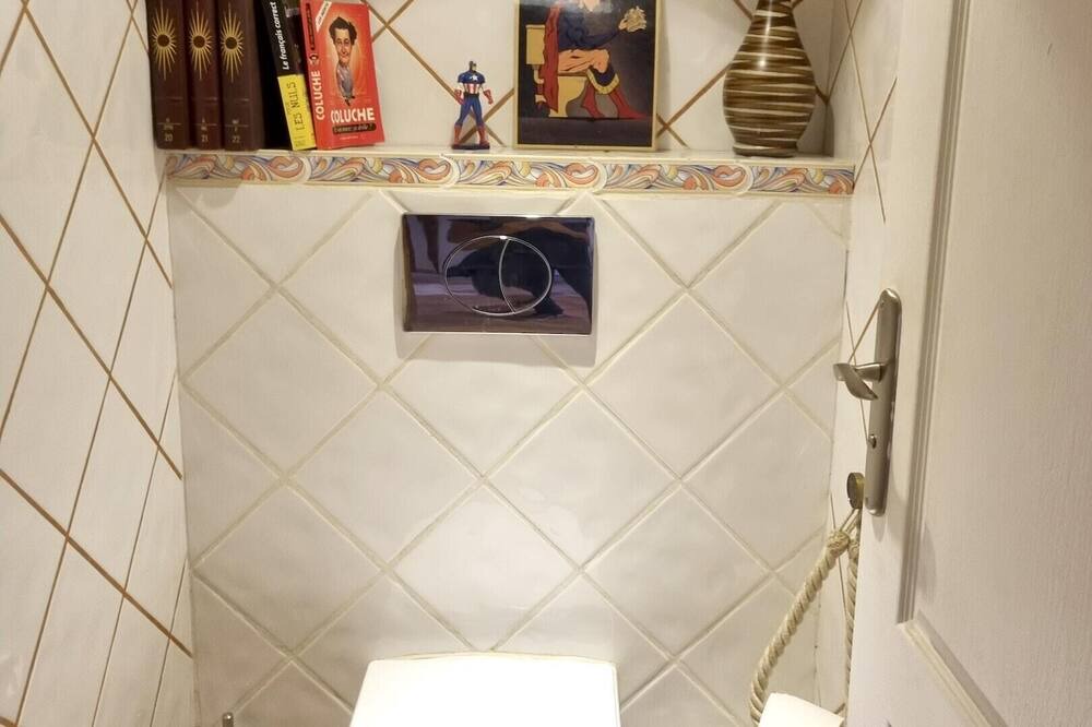 Photo of Bathroom in Biver