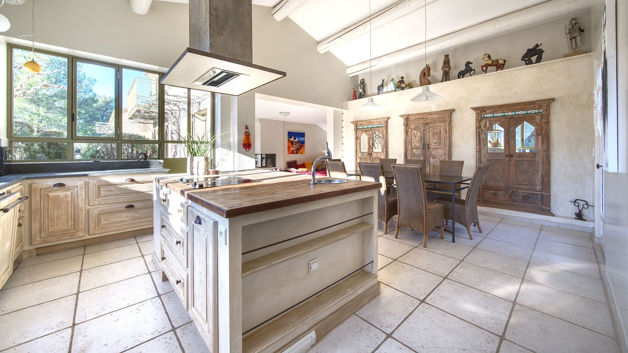 Photo of Kitchen in Eygalieres