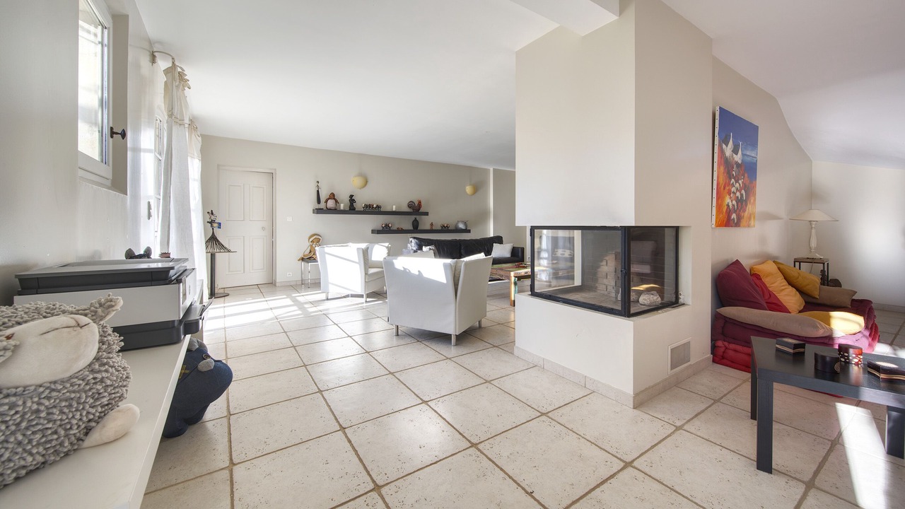 Photo of Livingroom in Eygalieres