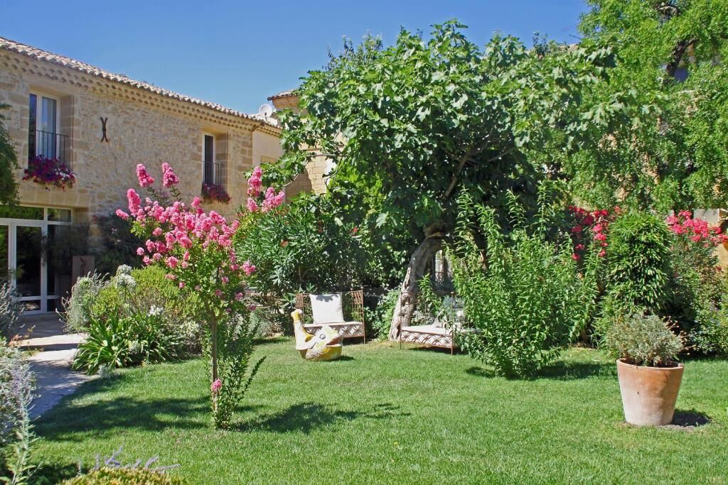 Photo of Outdoor in Collias