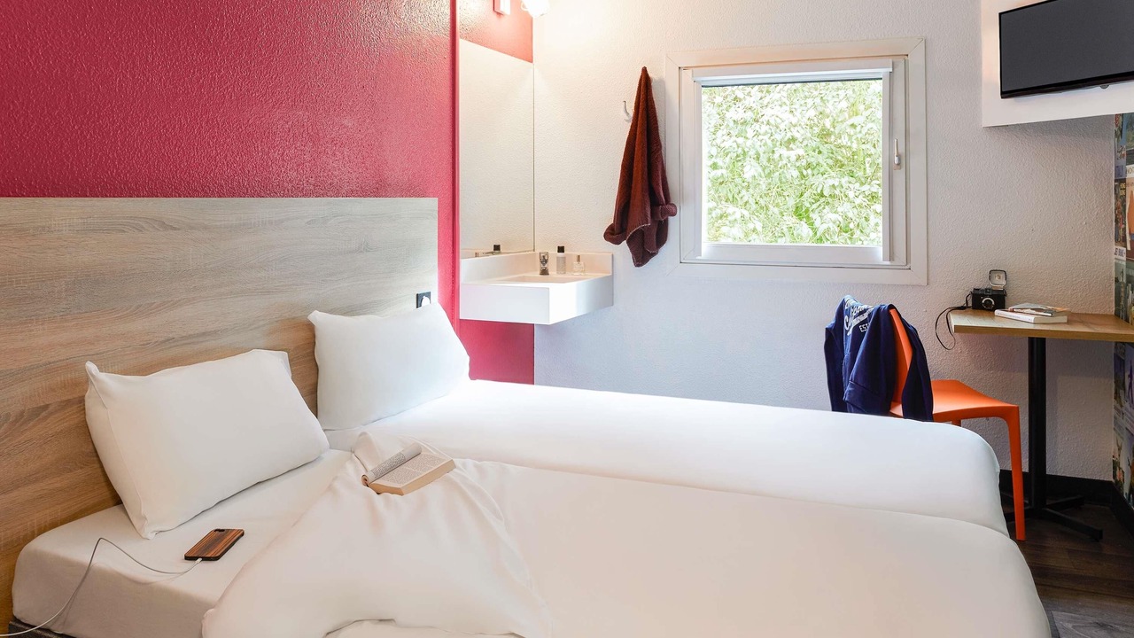 Photo of Bedroom in 11th Arrondissement
