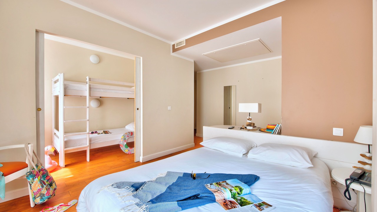 Photo of Bedroom in Hyeres