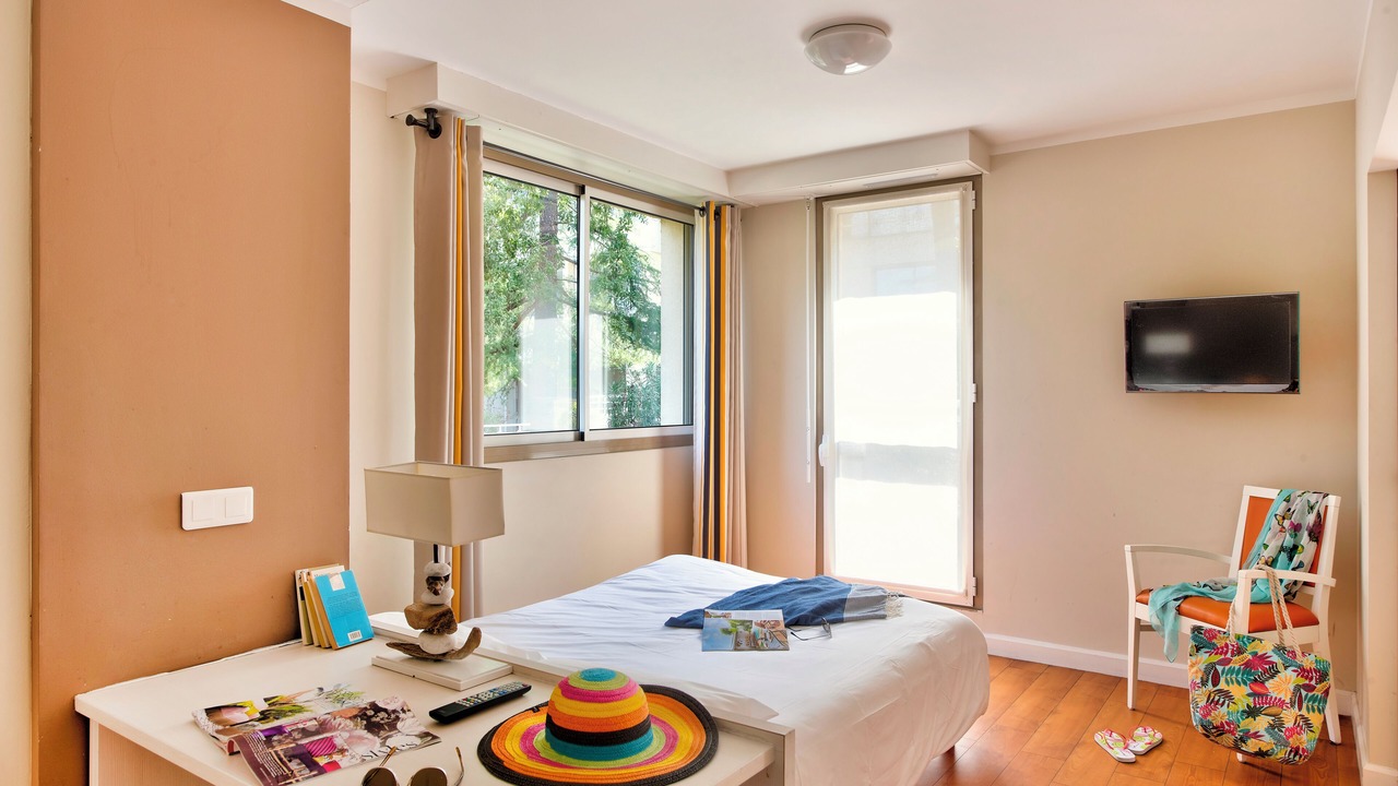 Photo of Bedroom in Hyeres