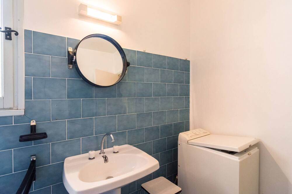 Photo of Bathroom in Saint-Antonin-du-Var