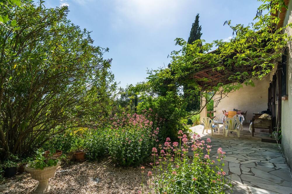 Photo of Outdoor in Saint-Antonin-du-Var