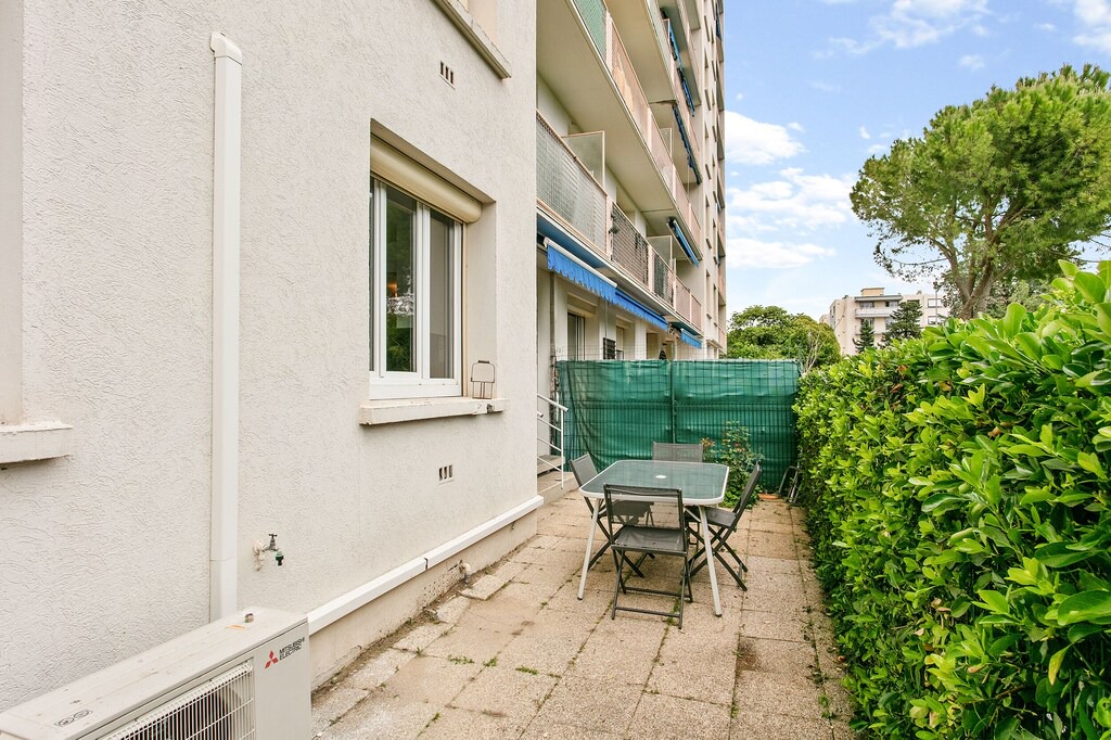 Photo of Buildings in Lemasson