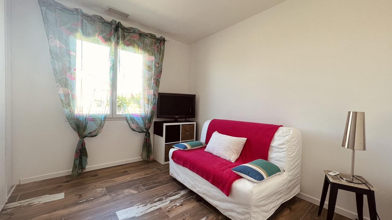 Photo of Livingroom in Serviers-et-Labaume