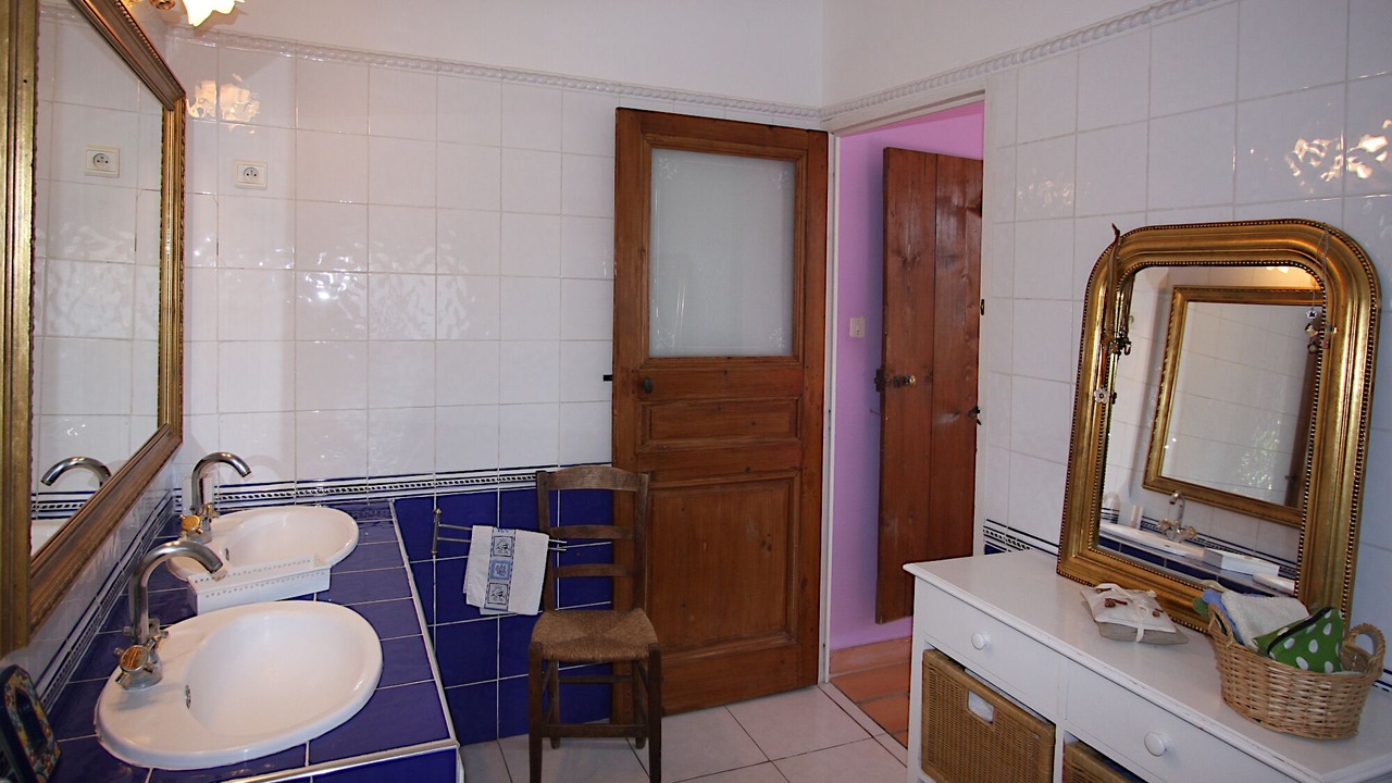 Photo of Bathroom in Cavaillon
